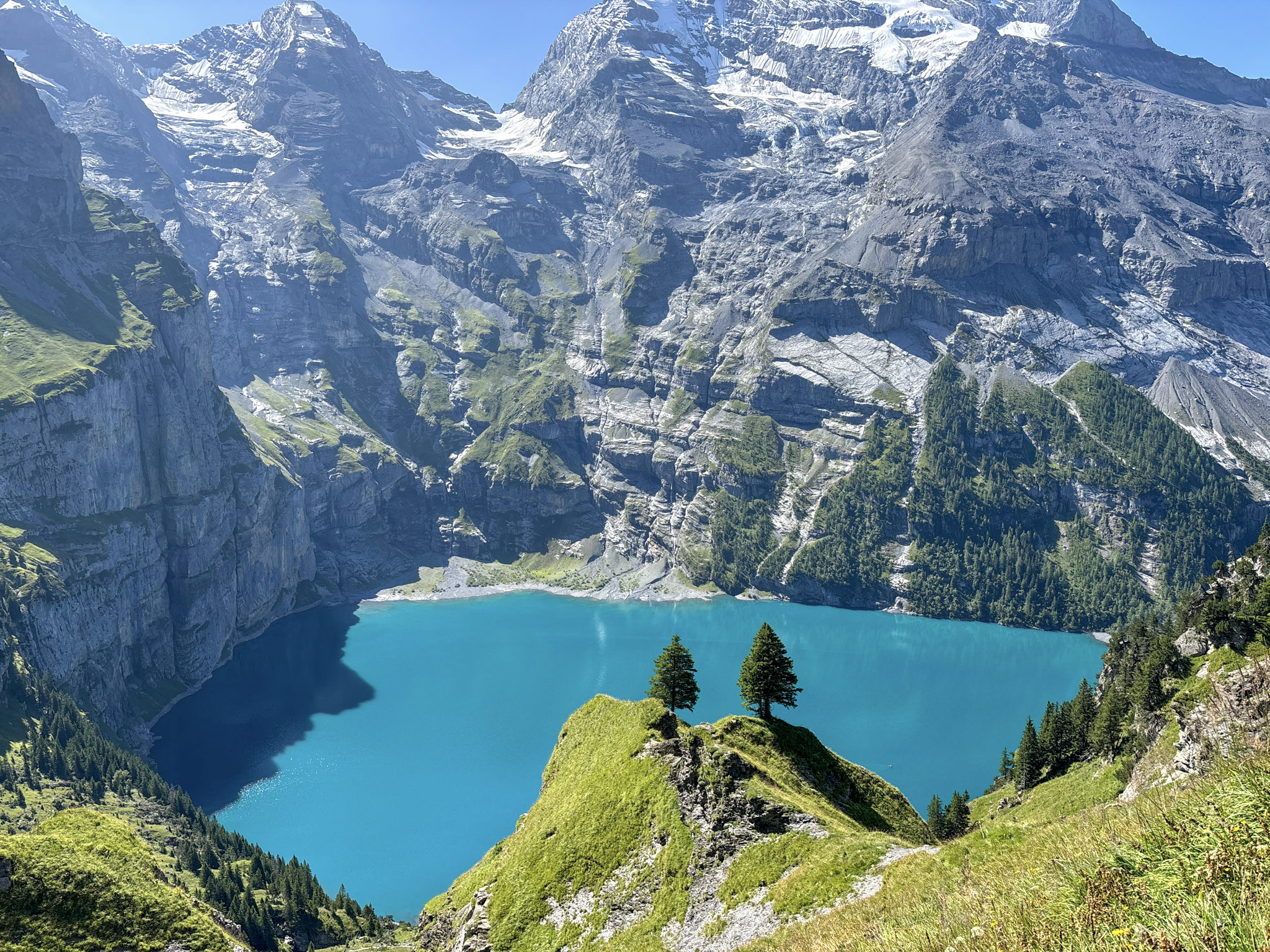 Oeschinensee Panorama Hike Lake Viewpoint Photo