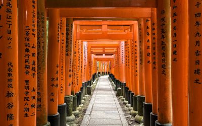 Fushimi Inari Hike Guide: Full Trail, Hidden Paths, Tips