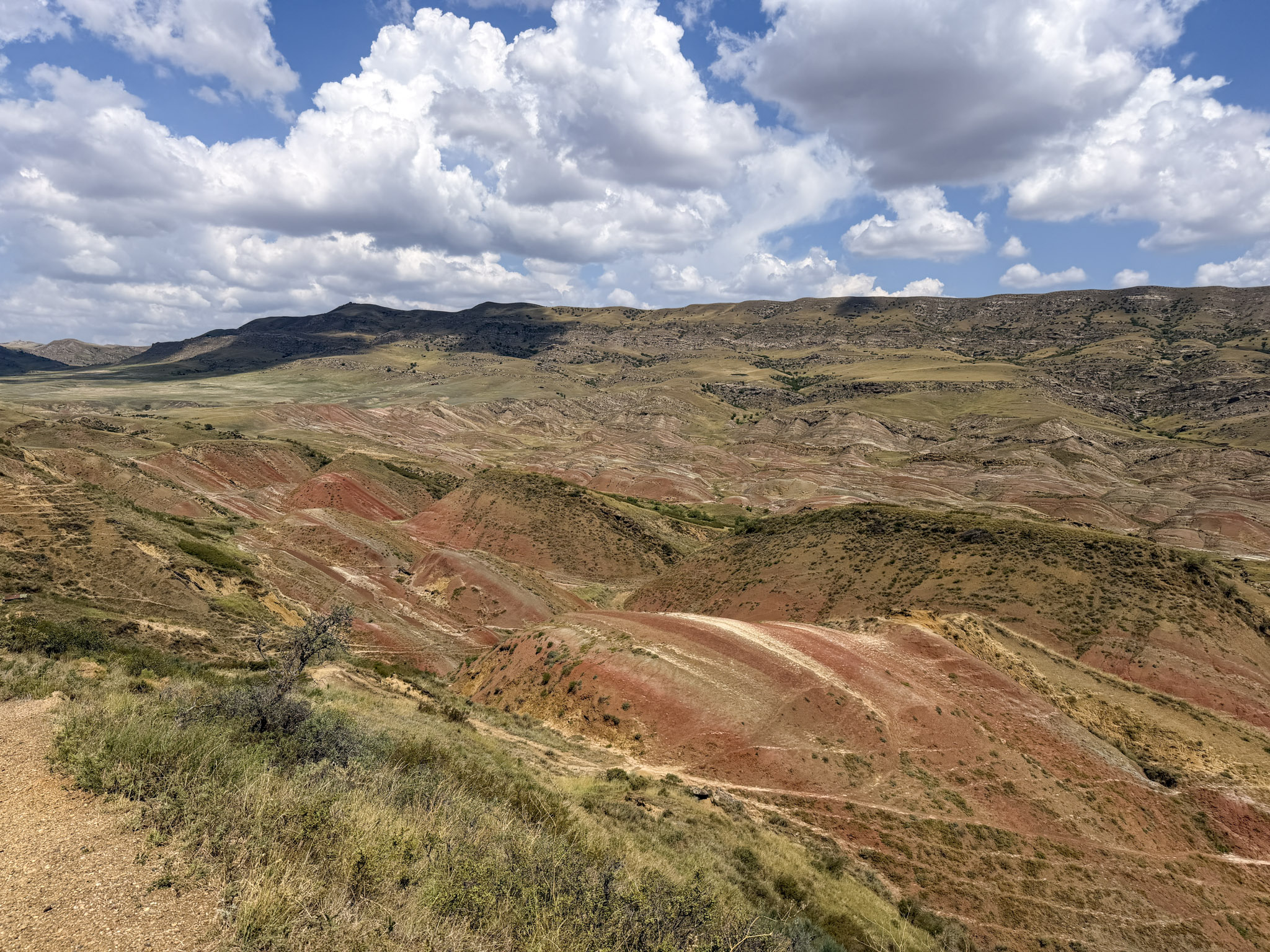 Rainbow Mountain Georgia Gareja 3 Rainbow Mountain G