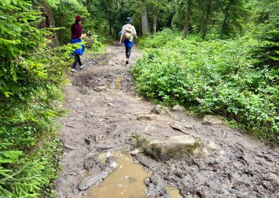 Mud Shdugra Waterfall Hiking Trail