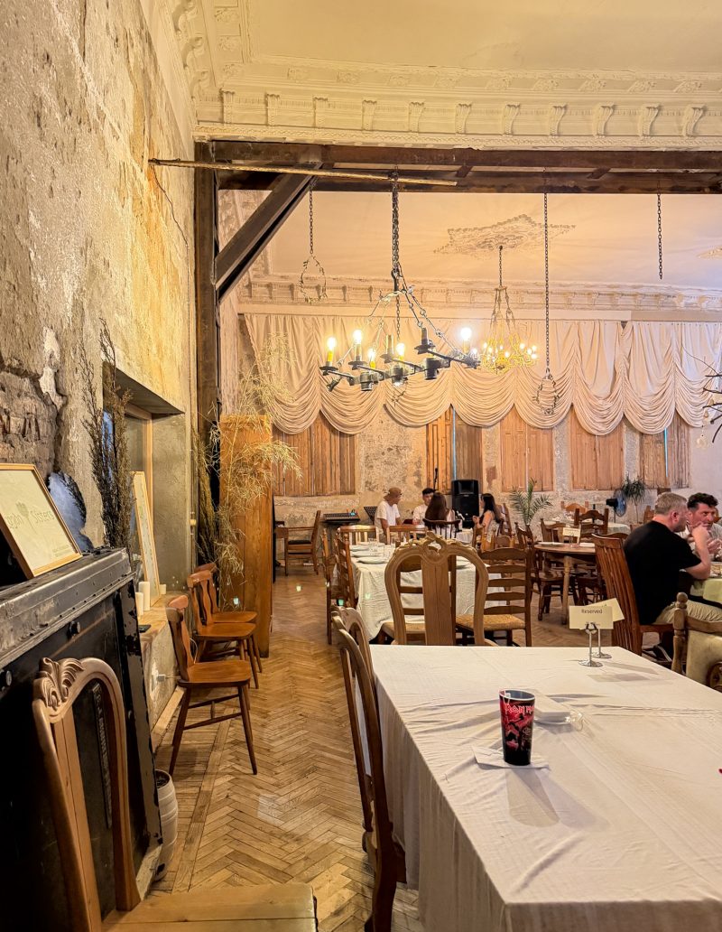 Sisters Restaurant in Kutaisi